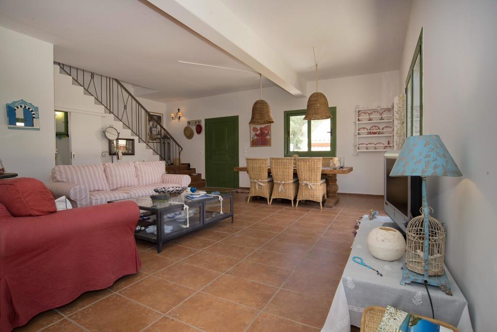 Avra Villa Gaios Room photo